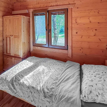 Prázdninový dům 2 Bedroom Gorgeous In *